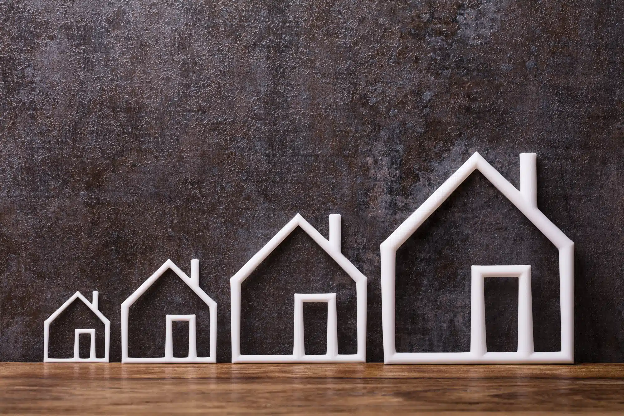 Sonnen- und Hitzeschutz in der Wohnung: Was hilft?