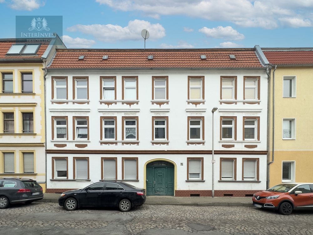 Straßenansicht