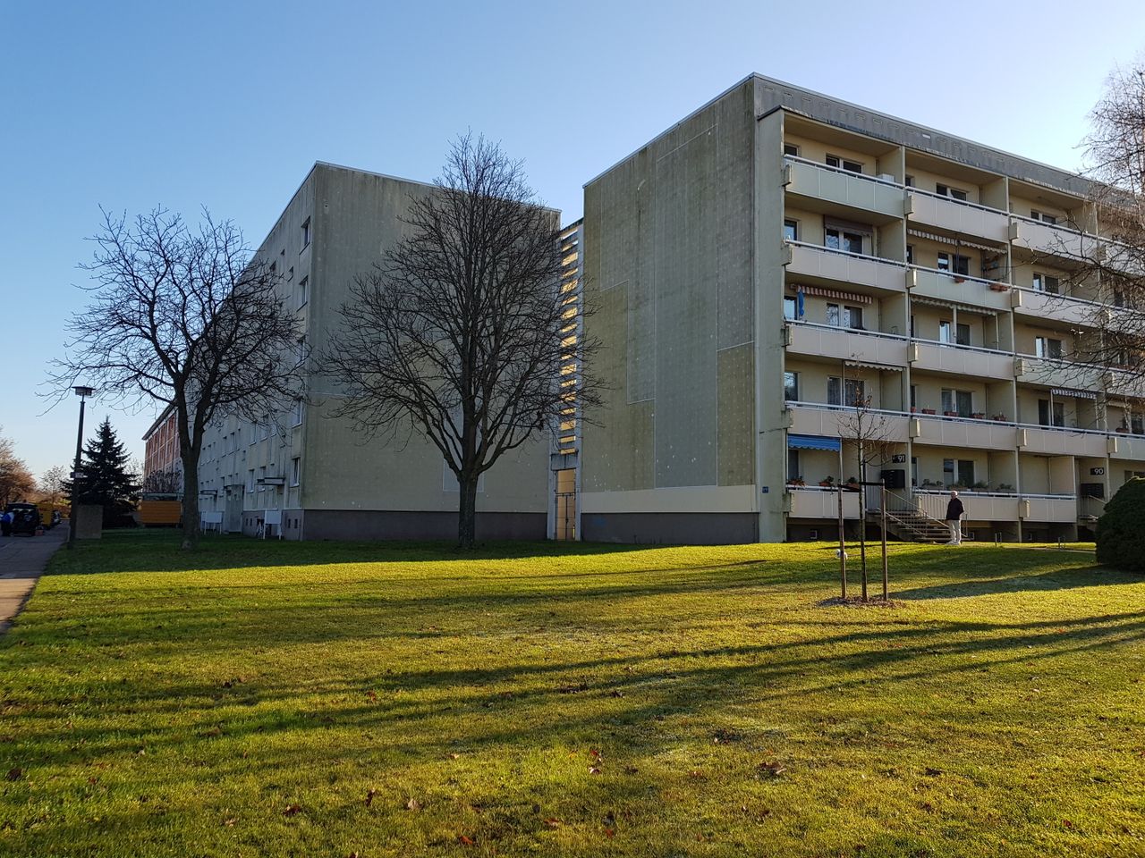 Fassadenansicht gesamt (straßenseitig) (6)